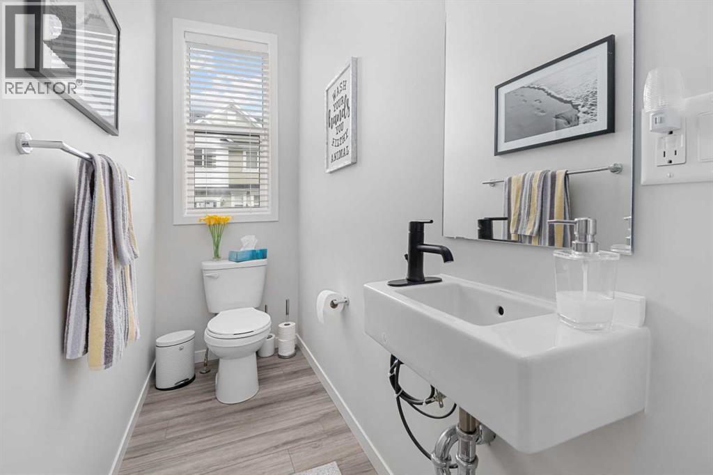 Single Family House for Sale in  Copperstone Manor SE Copperfield Calgary 