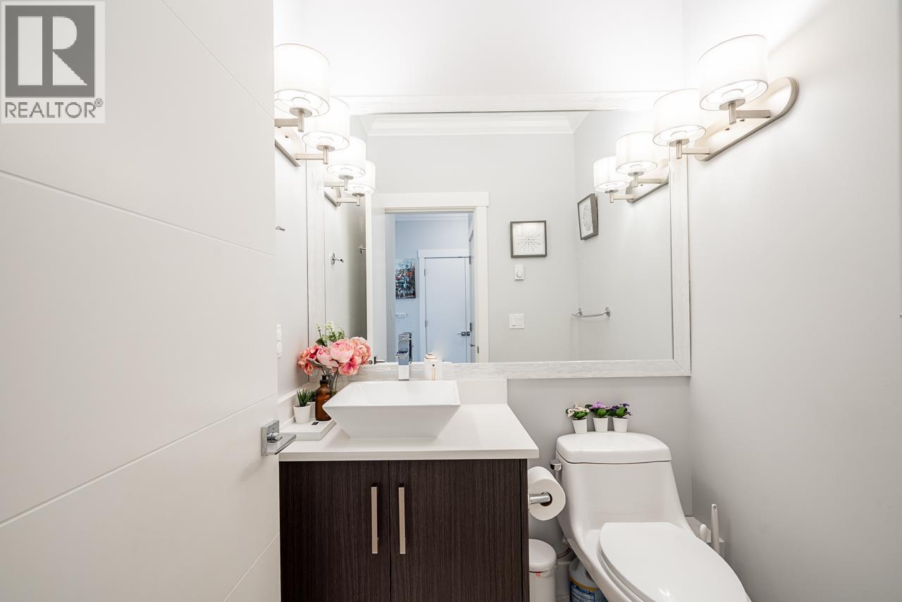 3 3126 WELLINGTON STREET, Port Coquitlam