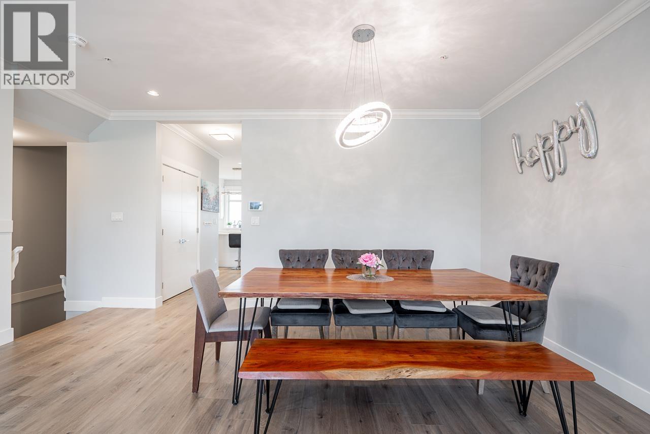 3 3126 WELLINGTON STREET, Port Coquitlam