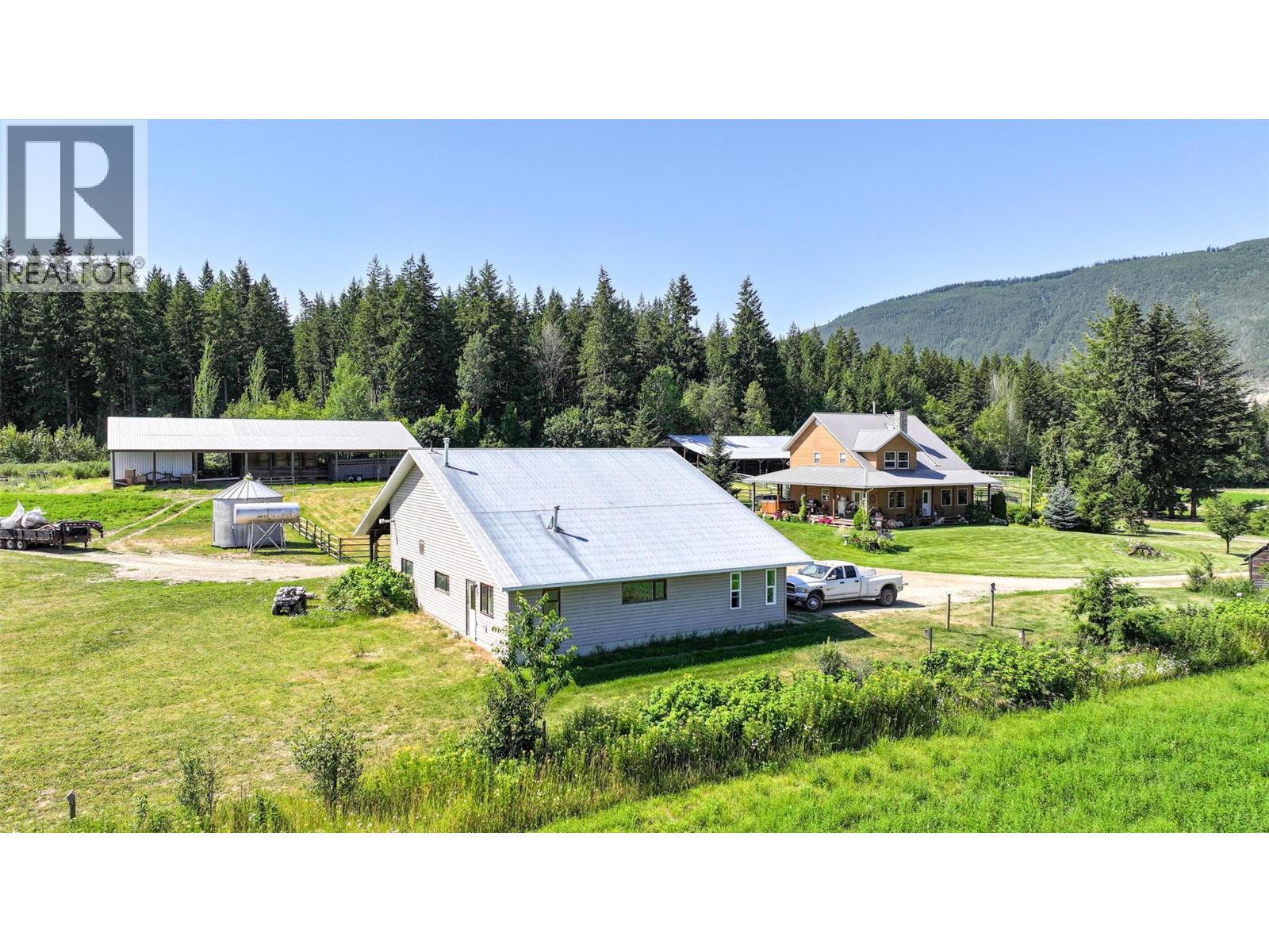 2990 50 Street NW, Salmon Arm