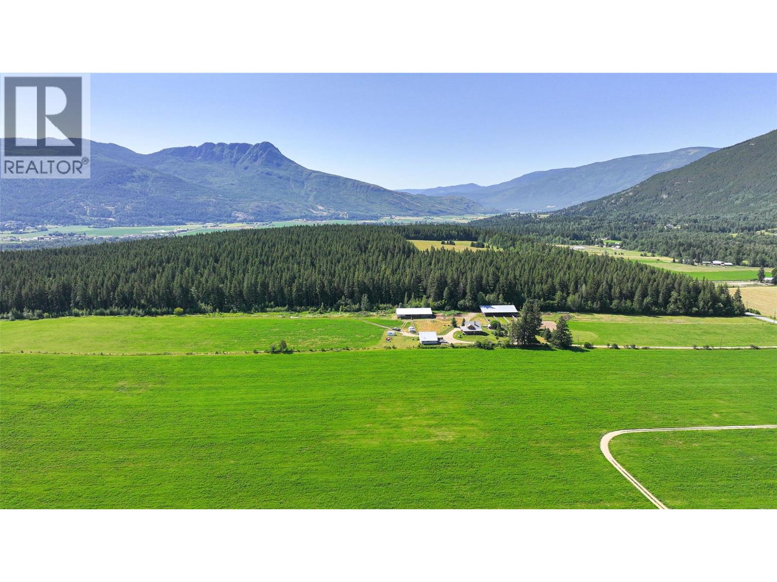 2990 50 Street NW, Salmon Arm