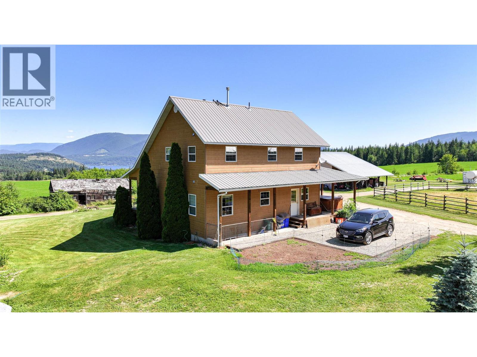 2990 50 Street NW, Salmon Arm