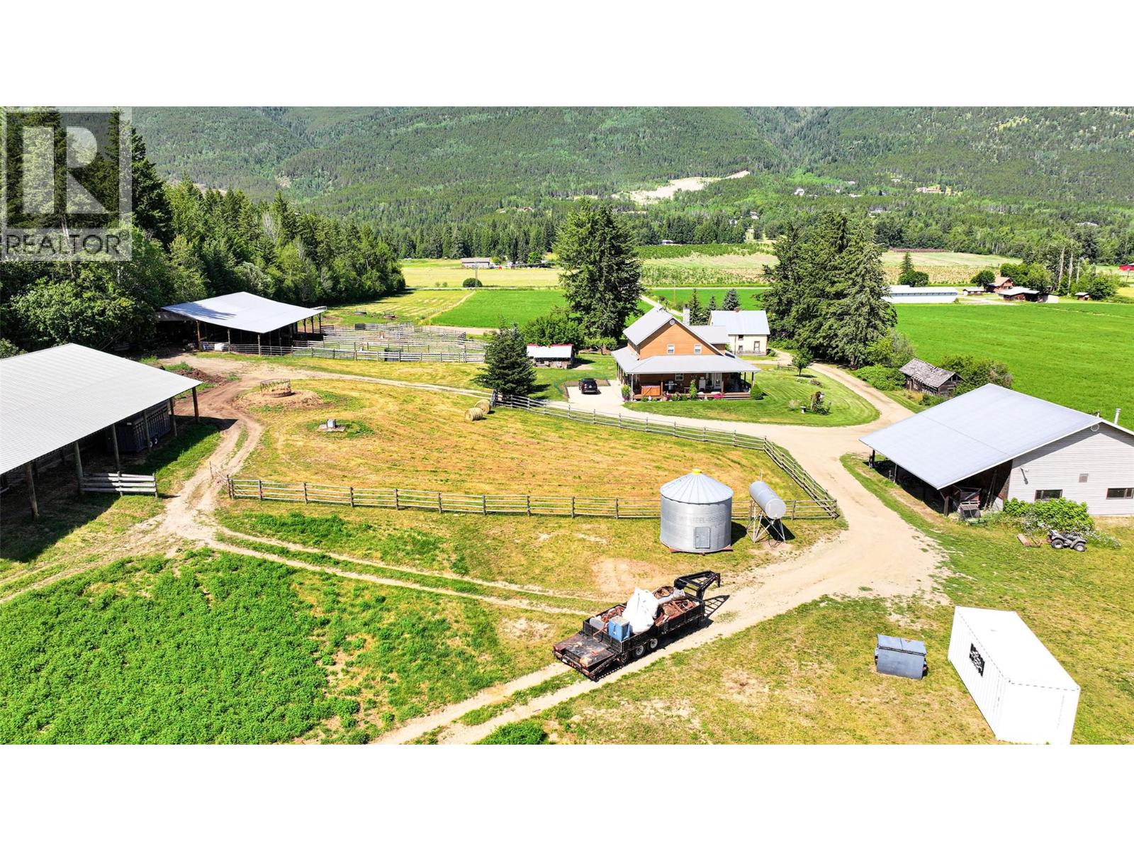 2990 50 Street NW, Salmon Arm