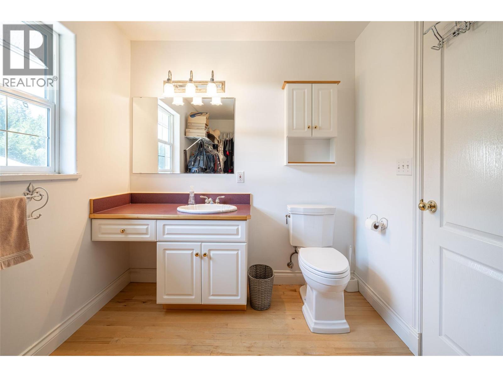 2990 50 Street NW, Salmon Arm