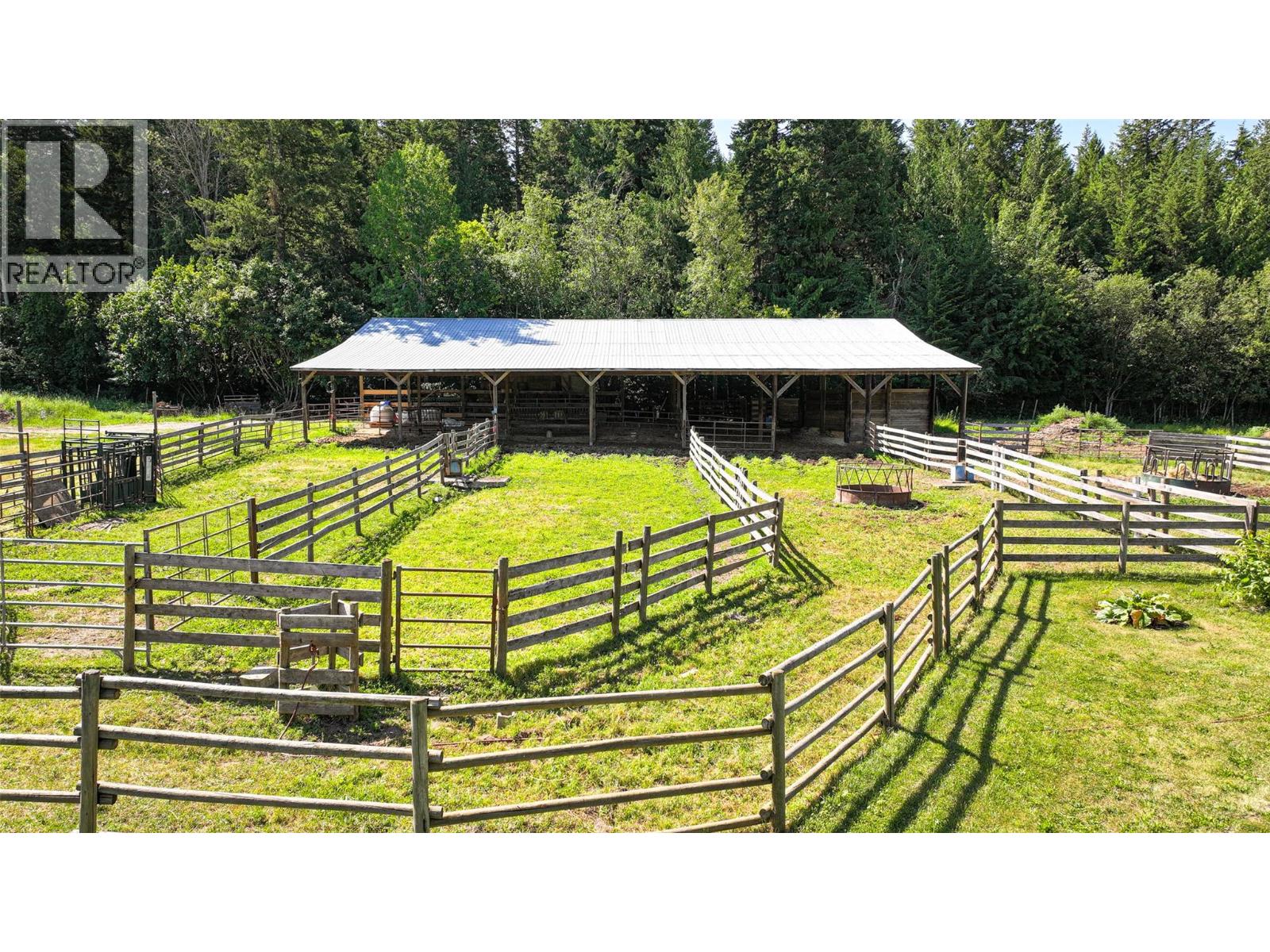 2990 50 Street NW, Salmon Arm
