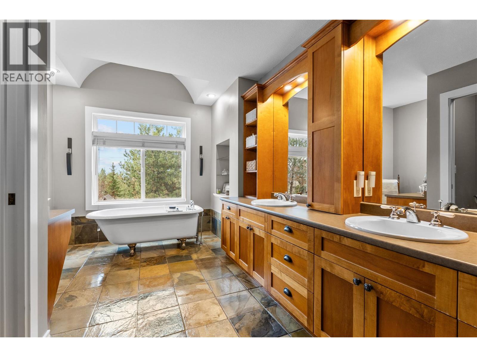 4140 Seddon Road, Kelowna