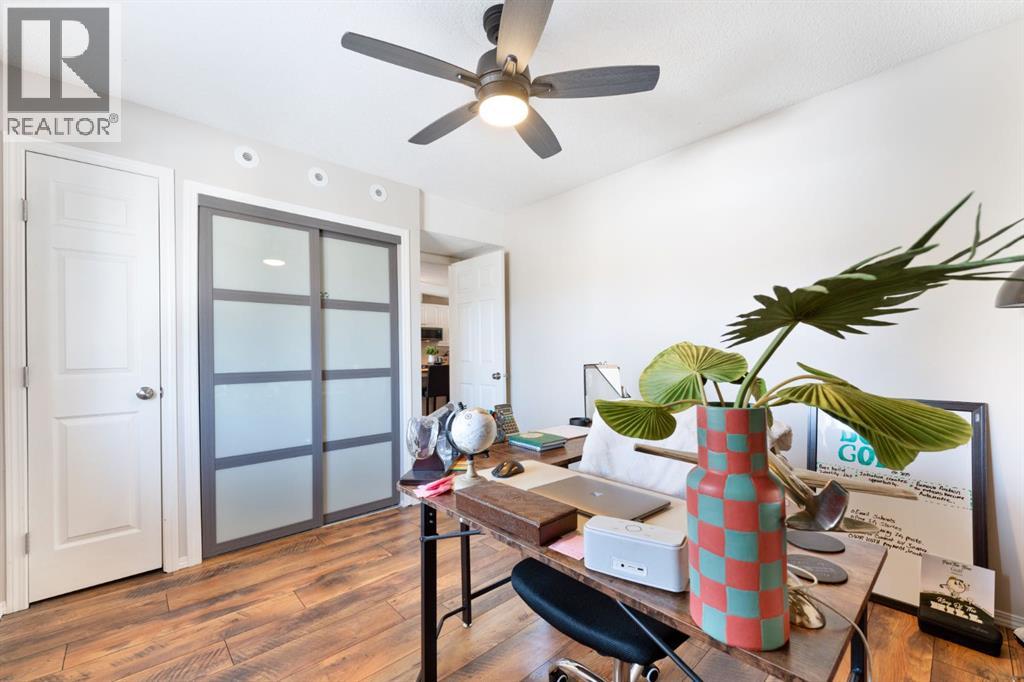 Single Family House for Sale in   Bowness Road NW Bowness Calgary 