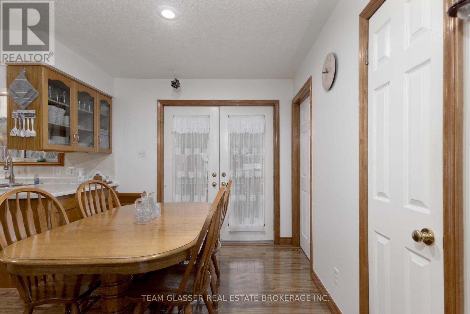 #15 214 SOUTH STREET W - 11