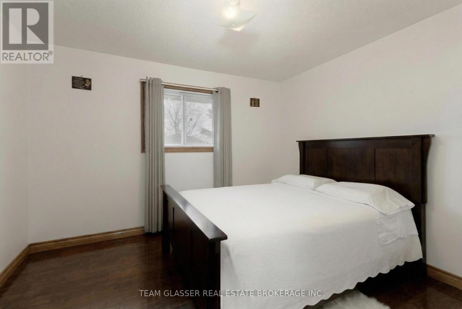 #15 214 SOUTH STREET W - 18