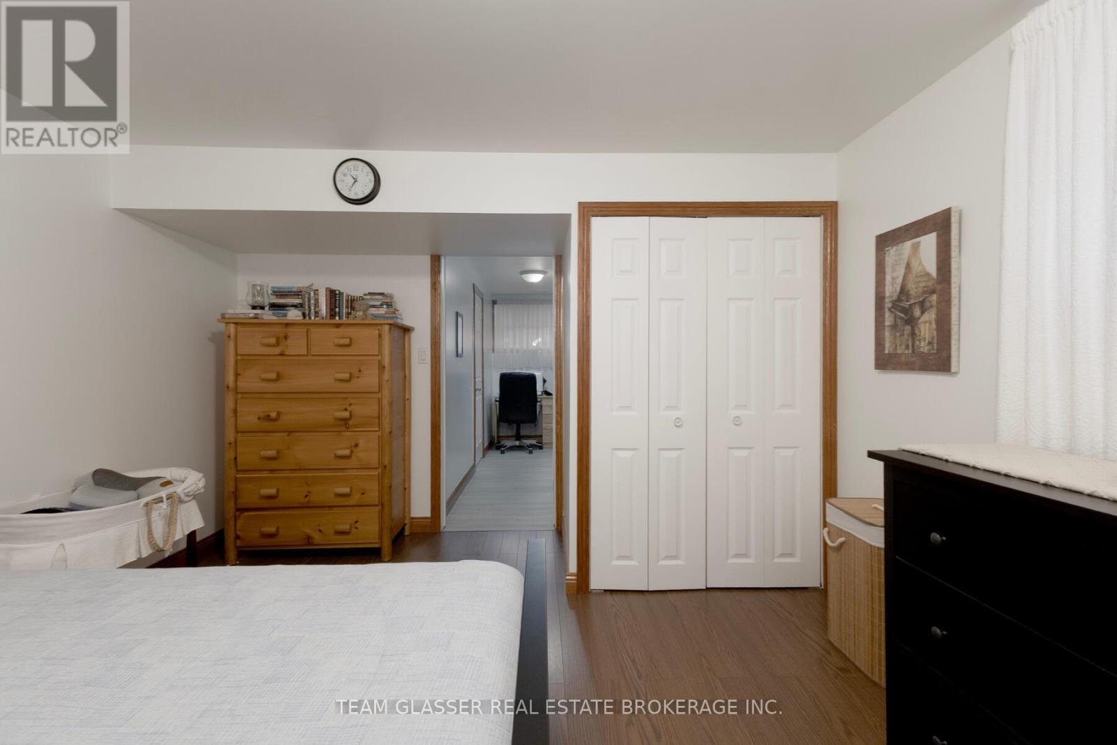 #15 214 SOUTH STREET W - 33
