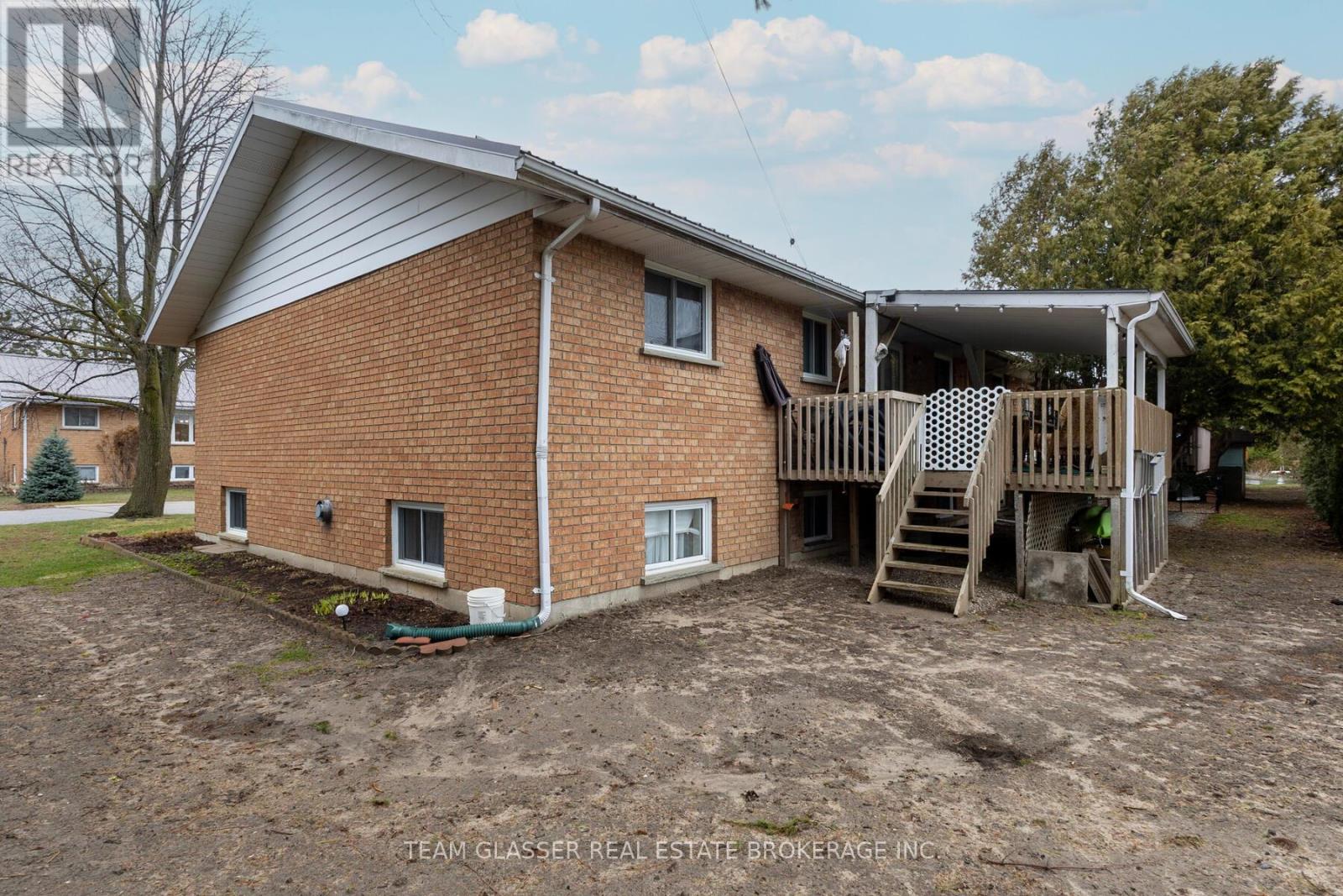 #15 214 SOUTH STREET W - 38