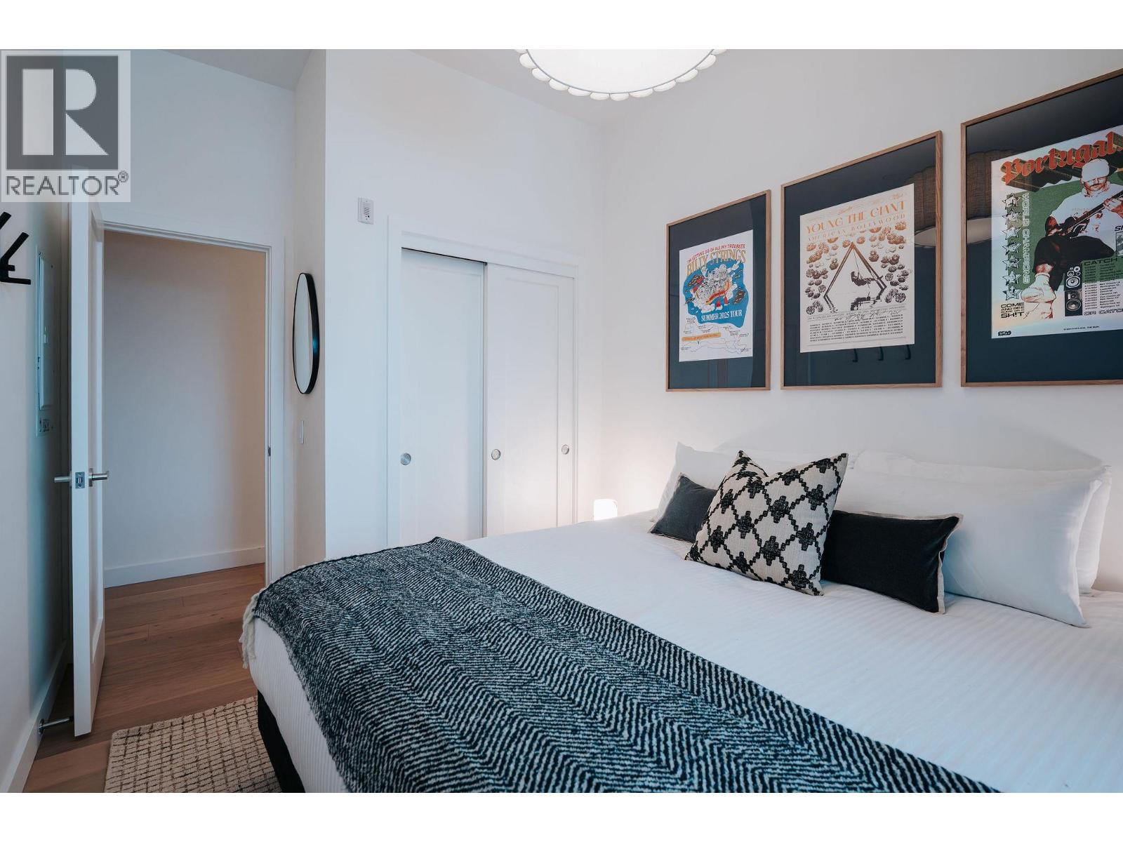 #2501 1702 Coursier Avenue - 26