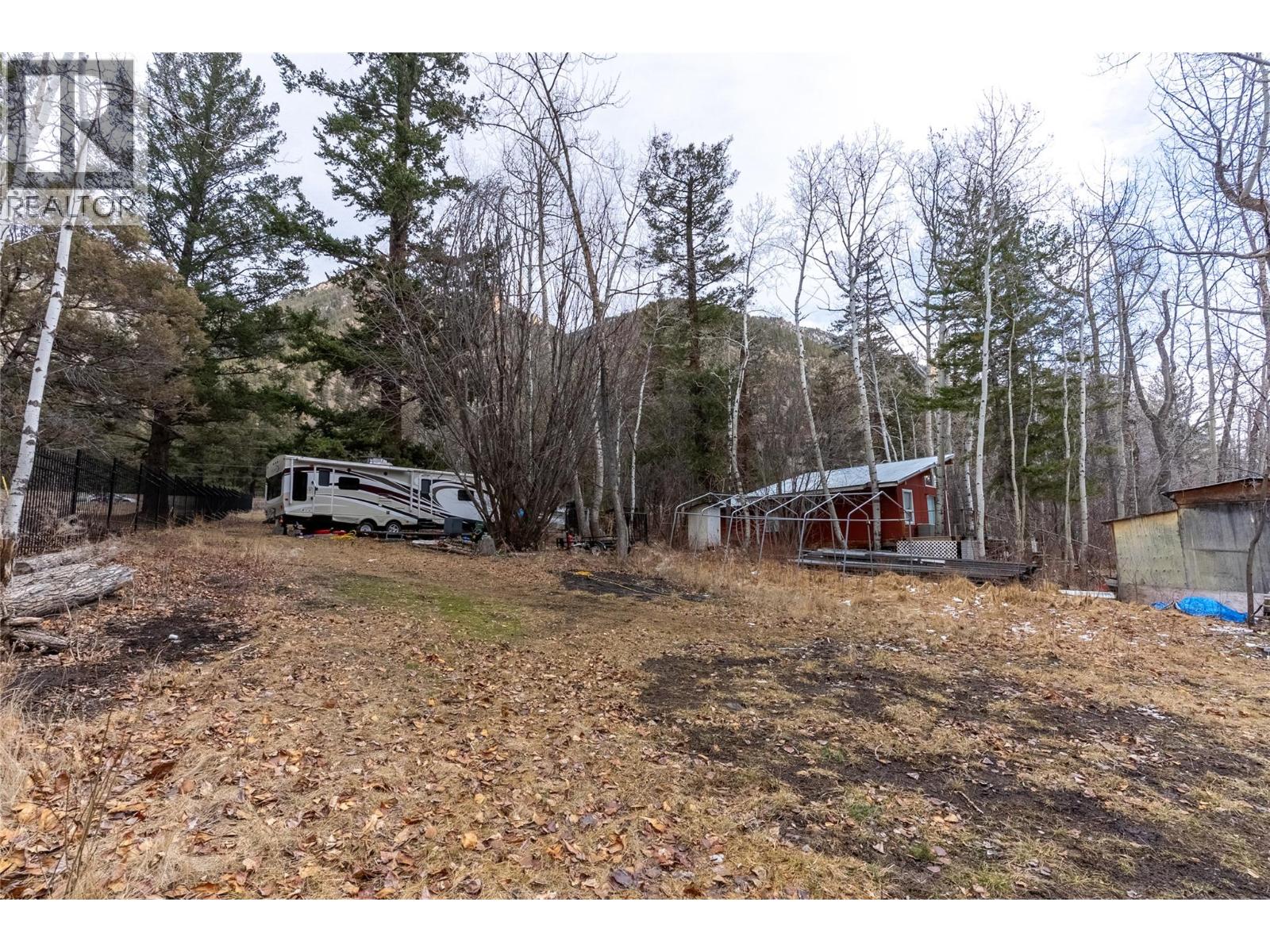 240 SMITH Road, Lillooet