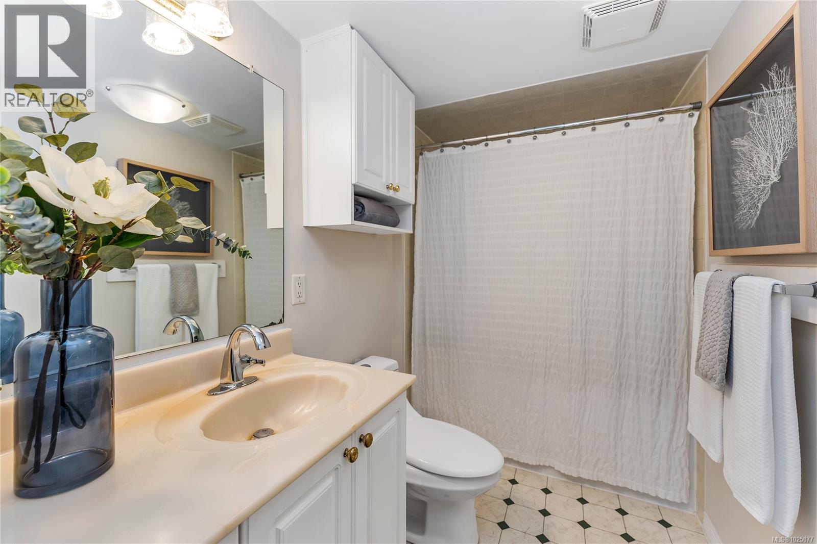  4325 Dieppe Road, Saanich