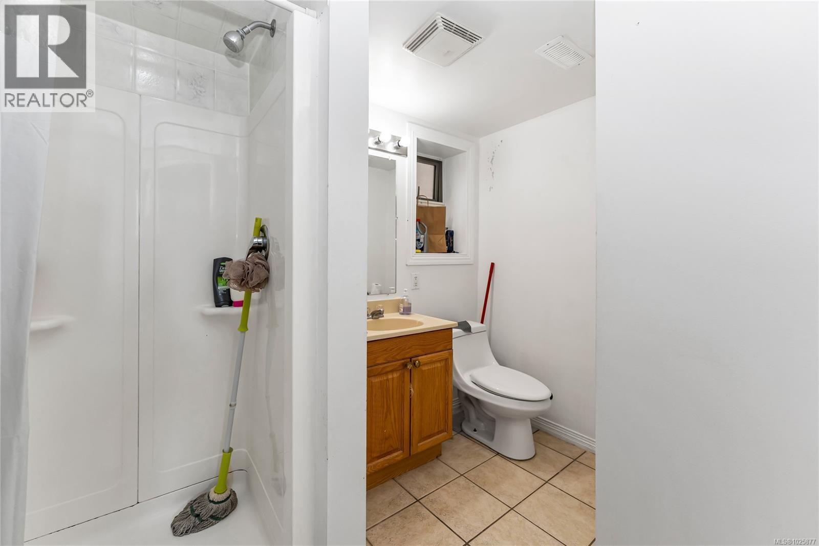  4325 Dieppe Road, Saanich