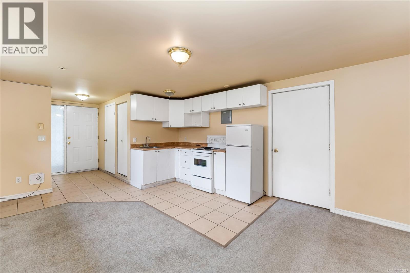  4325 Dieppe Road, Saanich