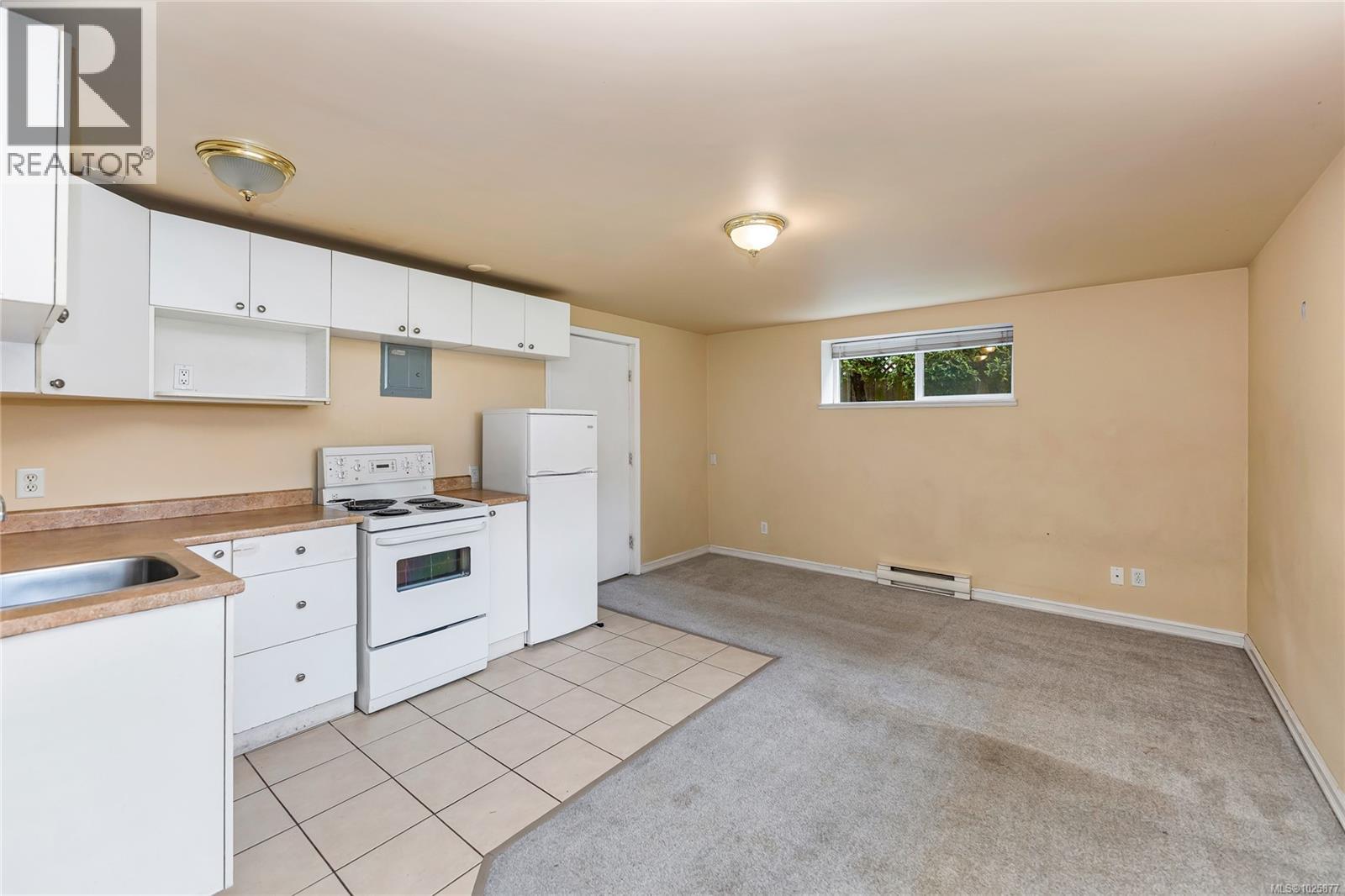  4325 Dieppe Road, Saanich