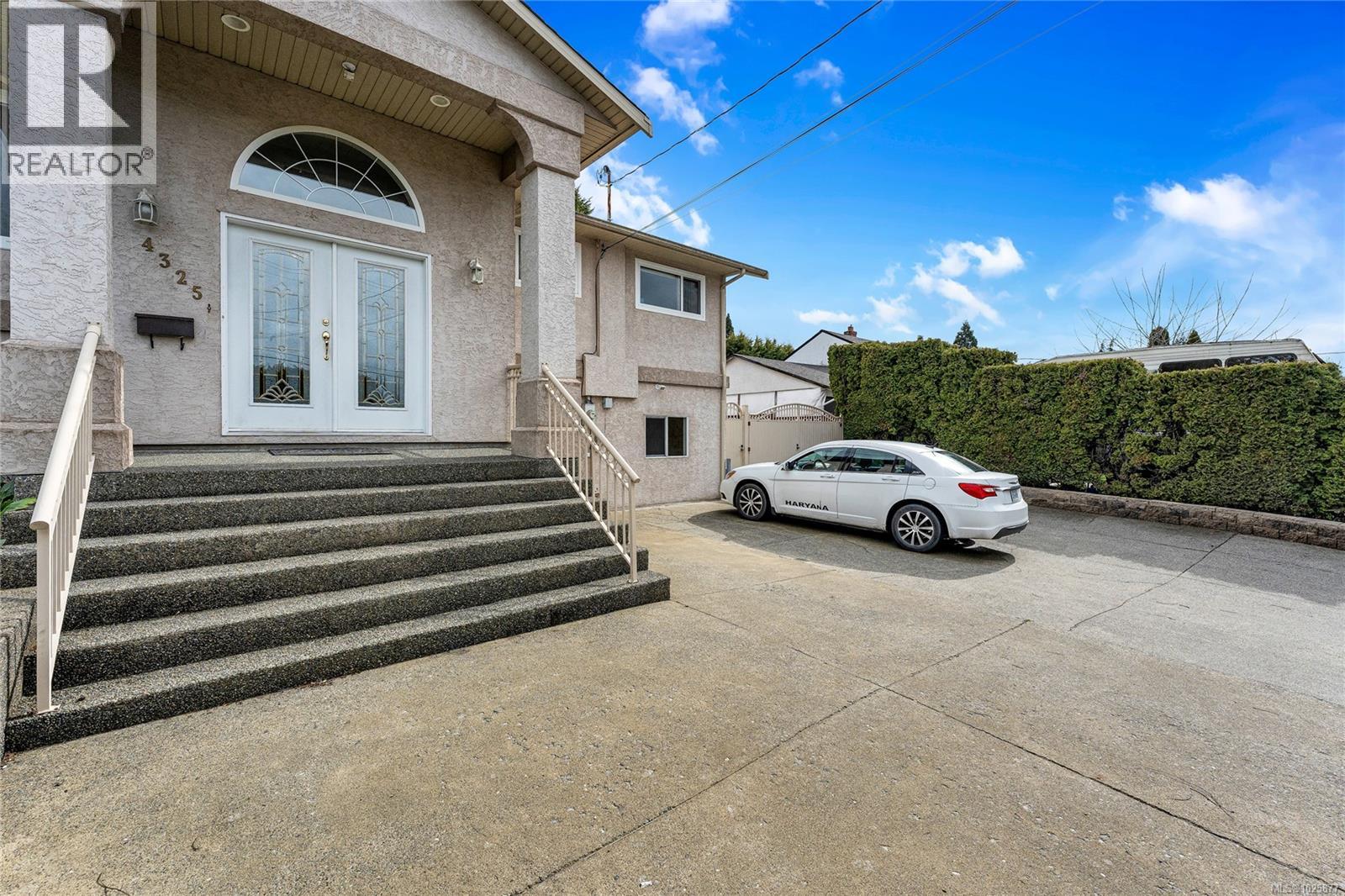  4325 Dieppe Road, Saanich