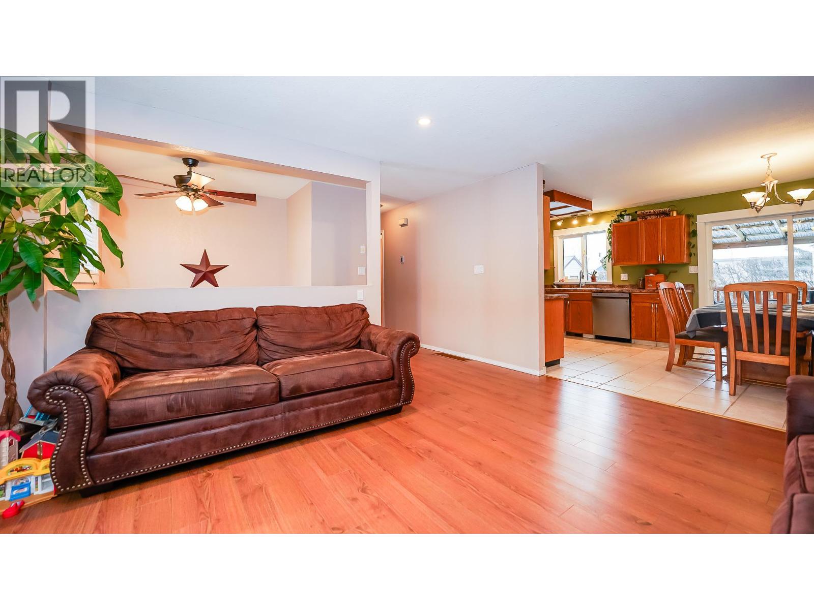 32 Preston Crescent, Enderby