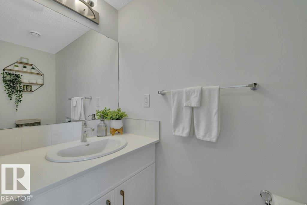 #28 850 SECORD BV NW - 34