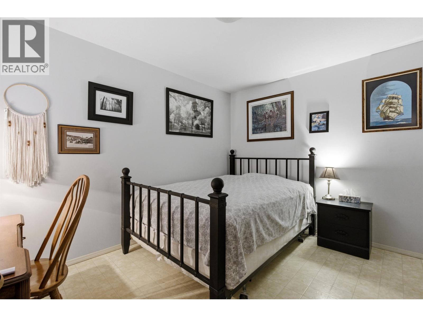 #9 500 WOTZKE DRIVE - 13