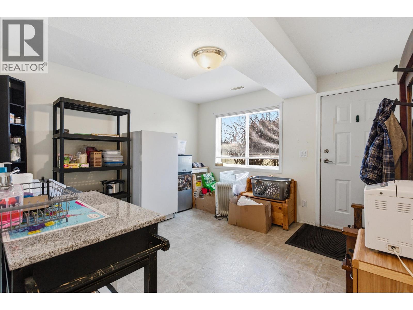 #9 500 WOTZKE DRIVE - 16