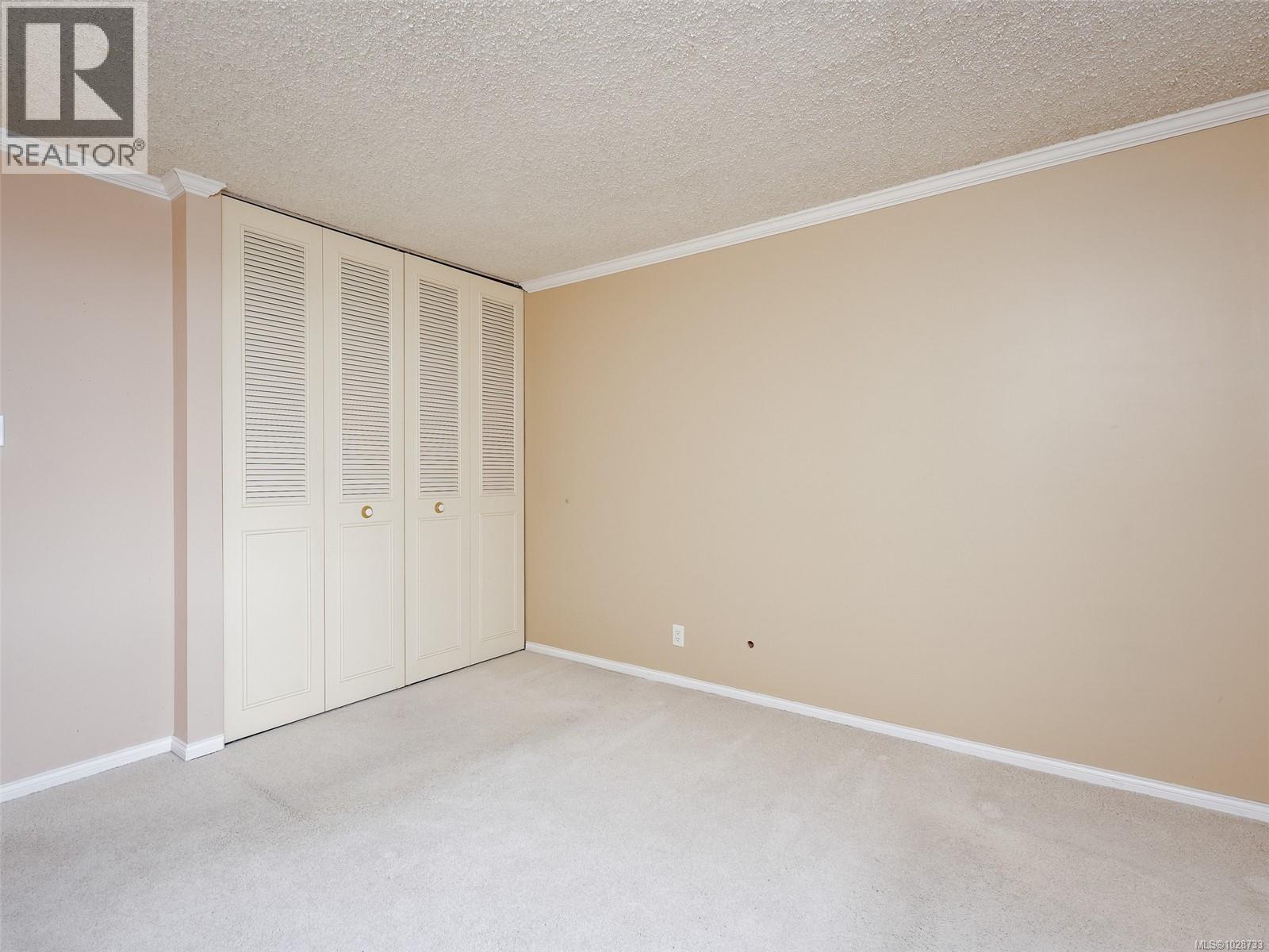 #305 225 BELLEVILLE ST - 22