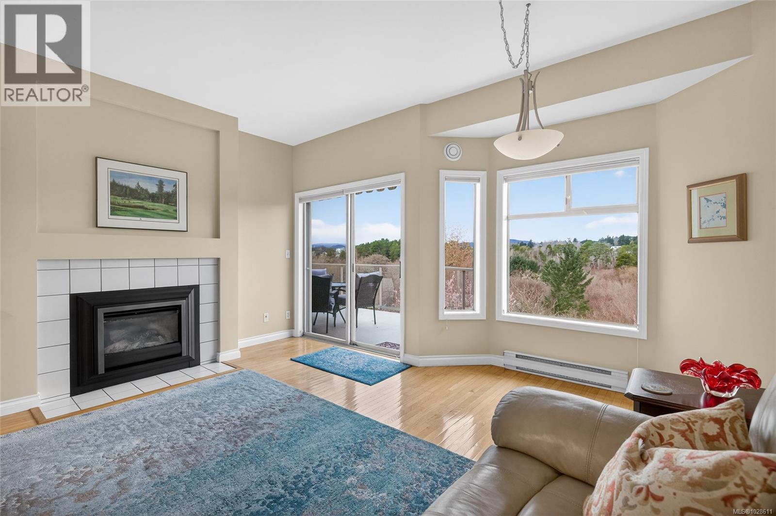 #11 4360 EMILY CARR DR - 18