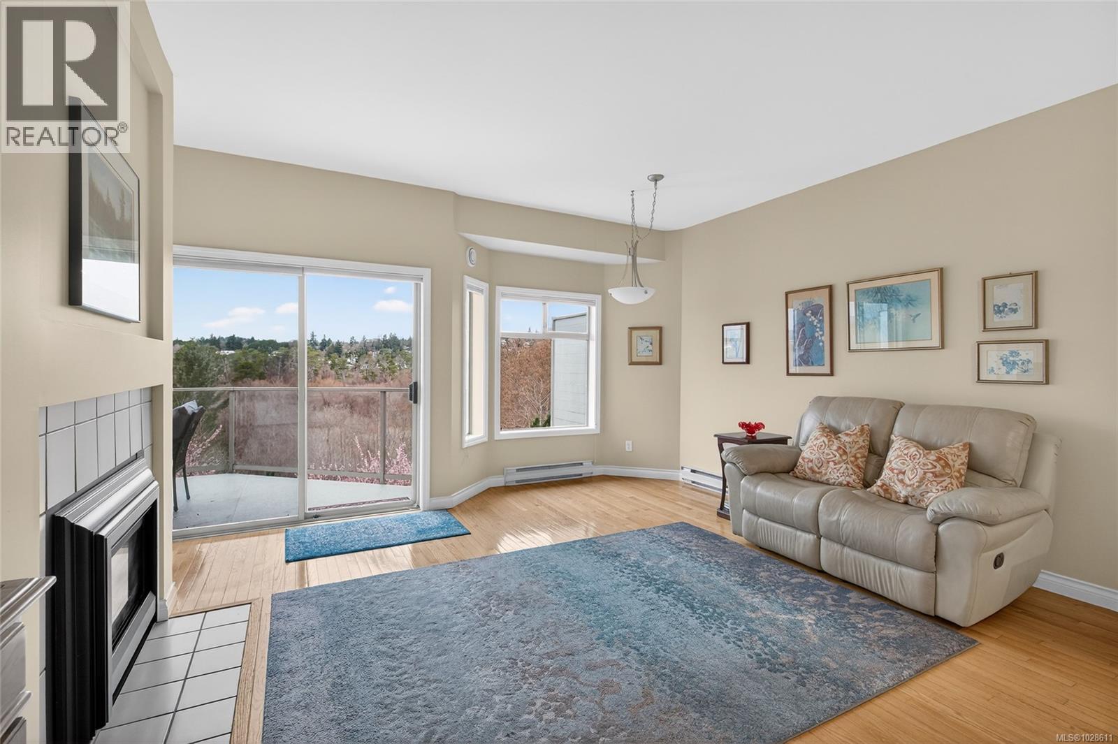 #11 4360 EMILY CARR DR - 16