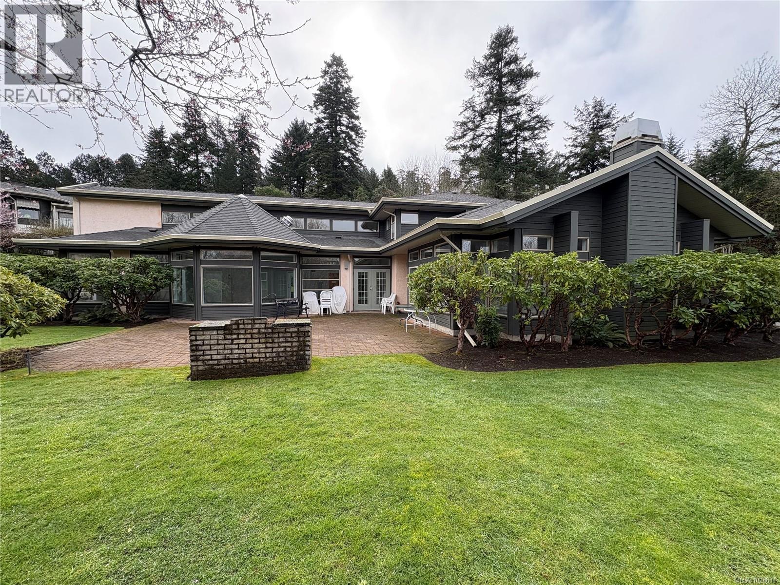 #11 4360 EMILY CARR DR - 57