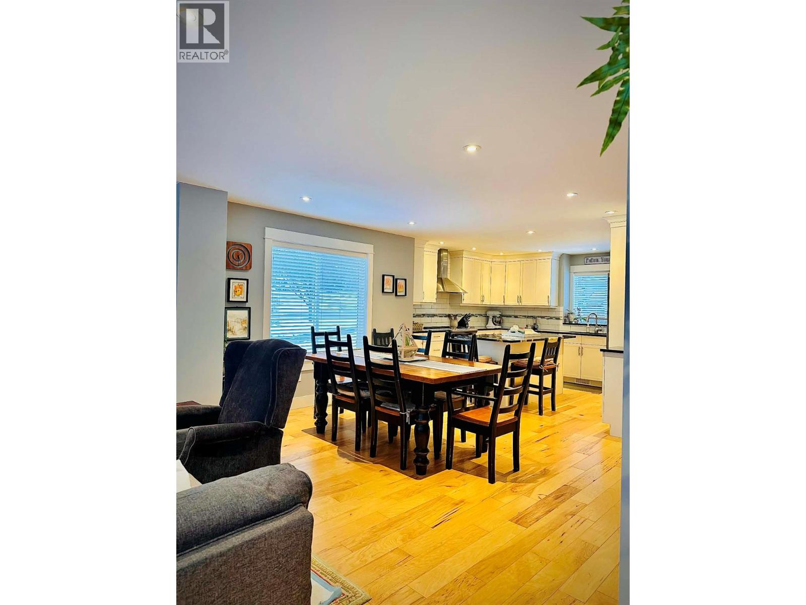 3583 14th Avenue, Castlegar