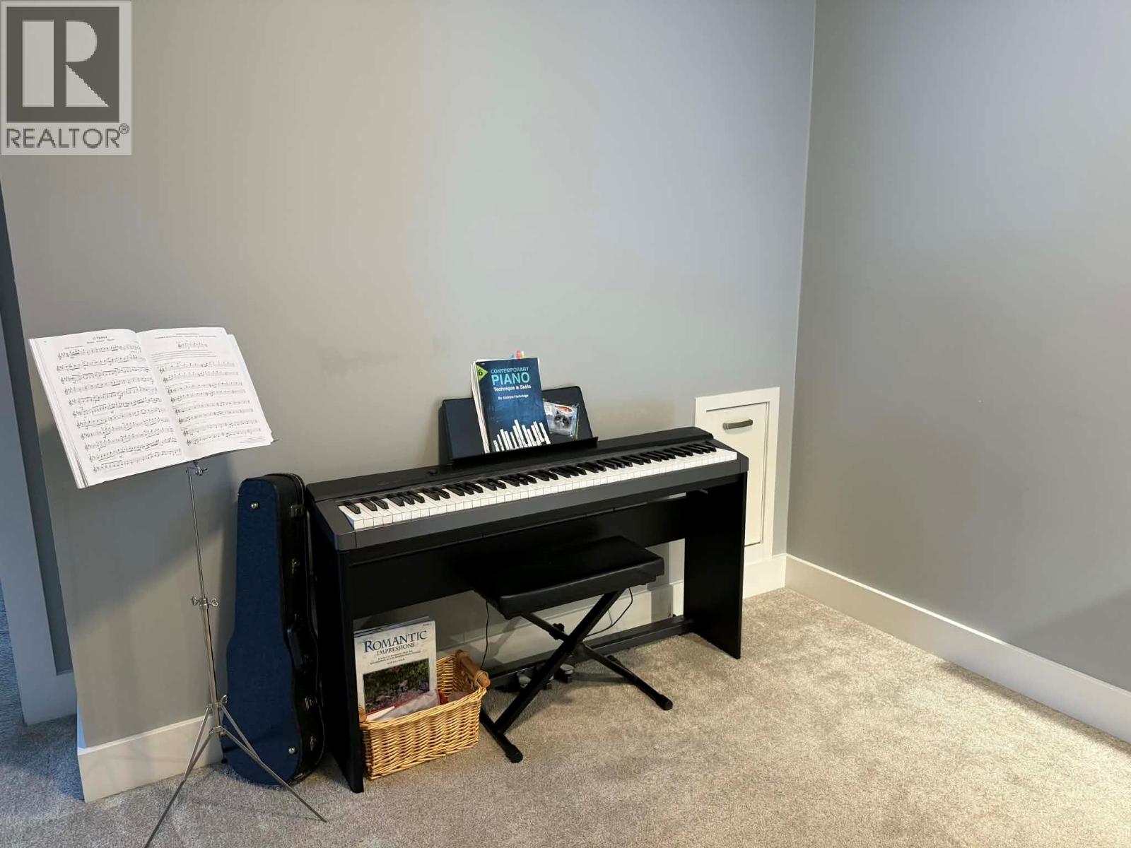 3583 14th Avenue, Castlegar