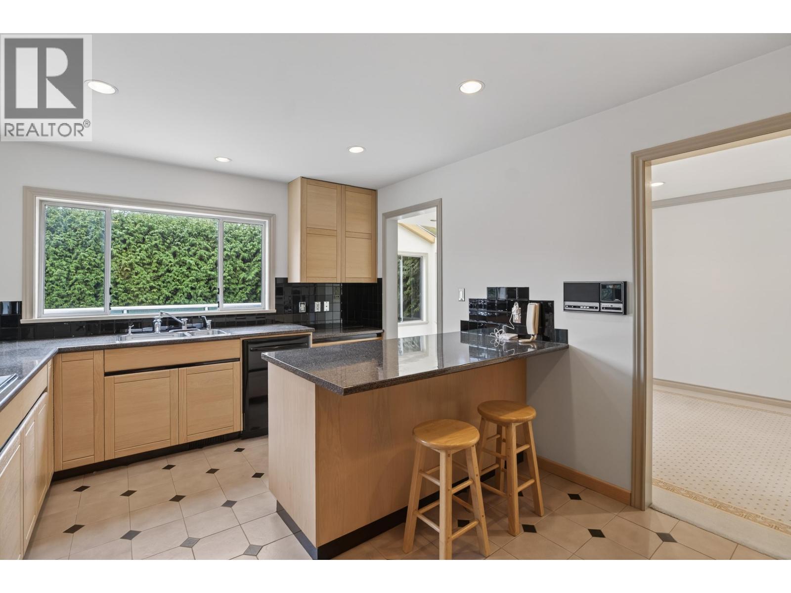 6440 NADINE Crescent, Richmond