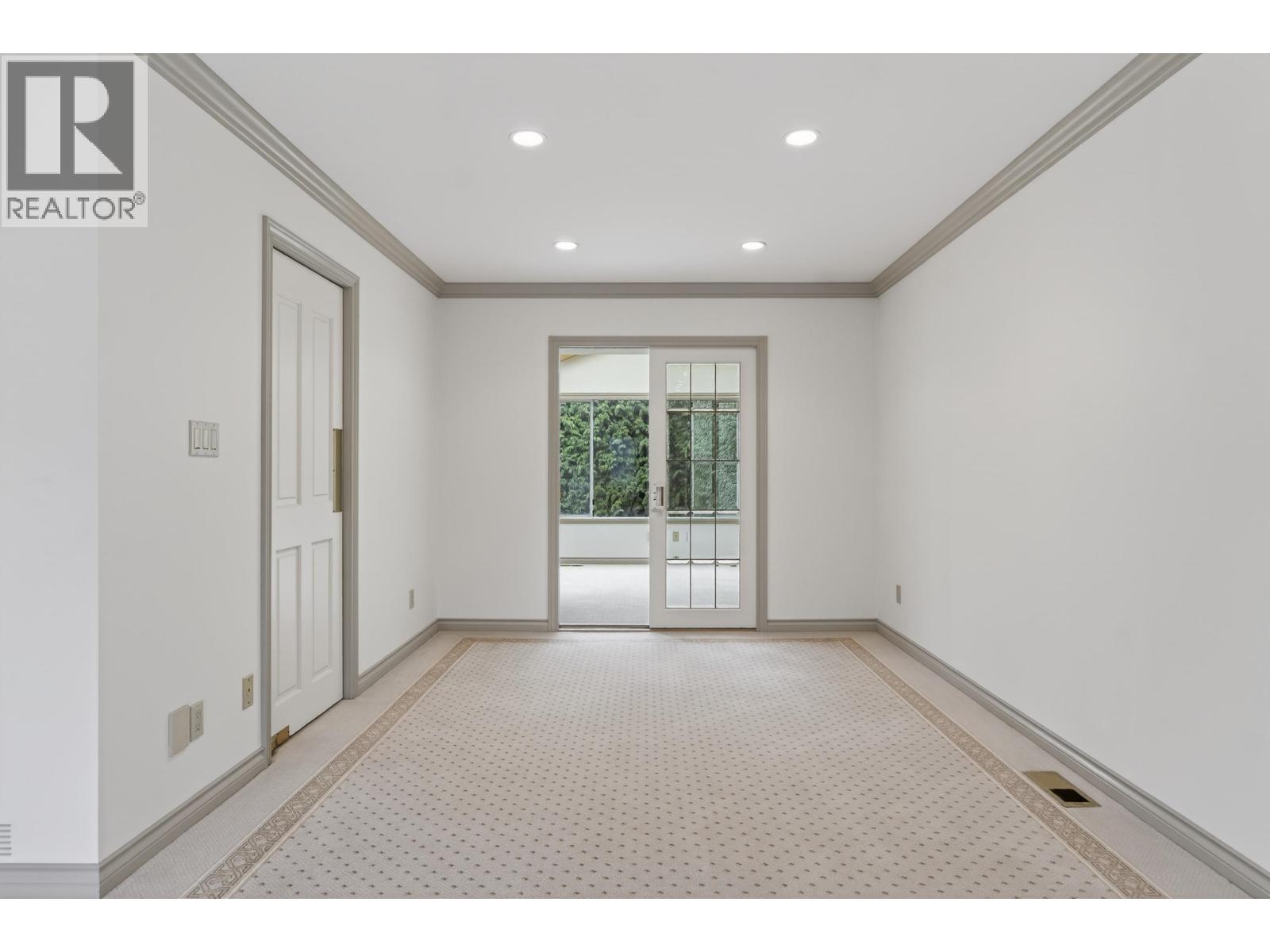 6440 NADINE Crescent, Richmond