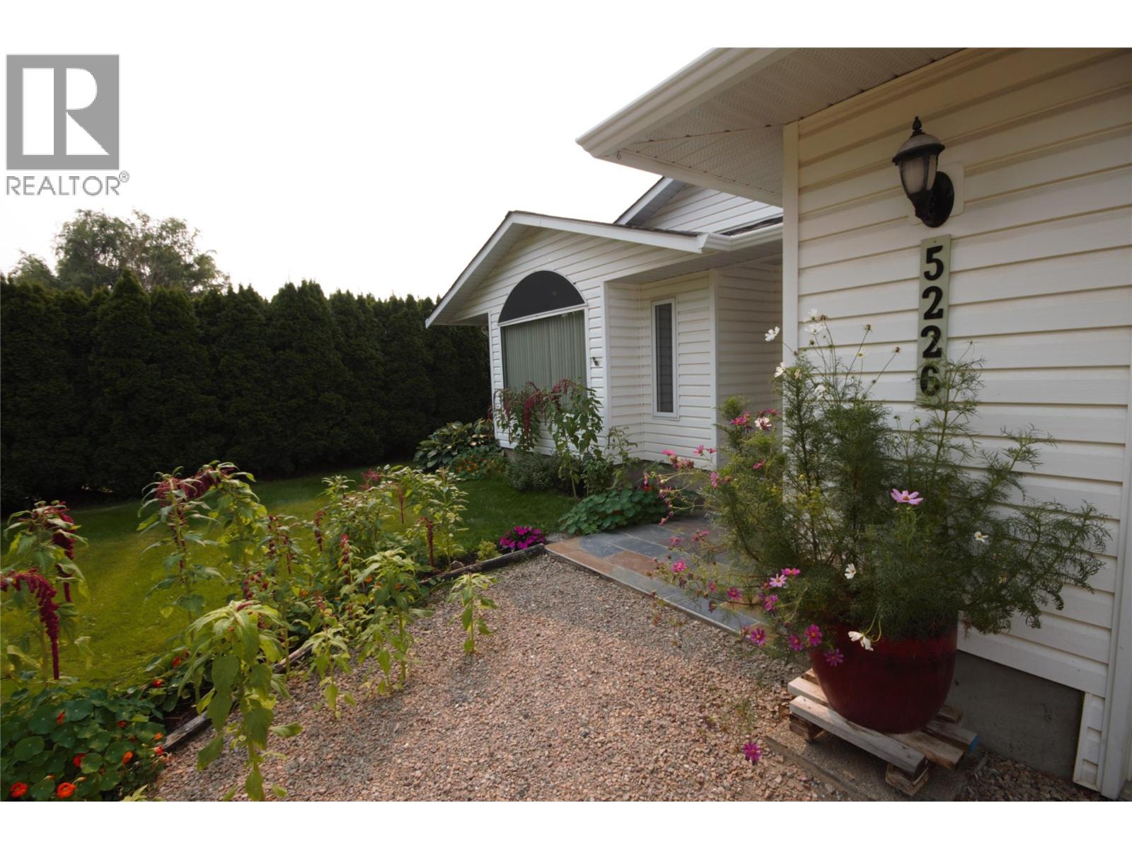 5226 HAYNES Road, Oliver