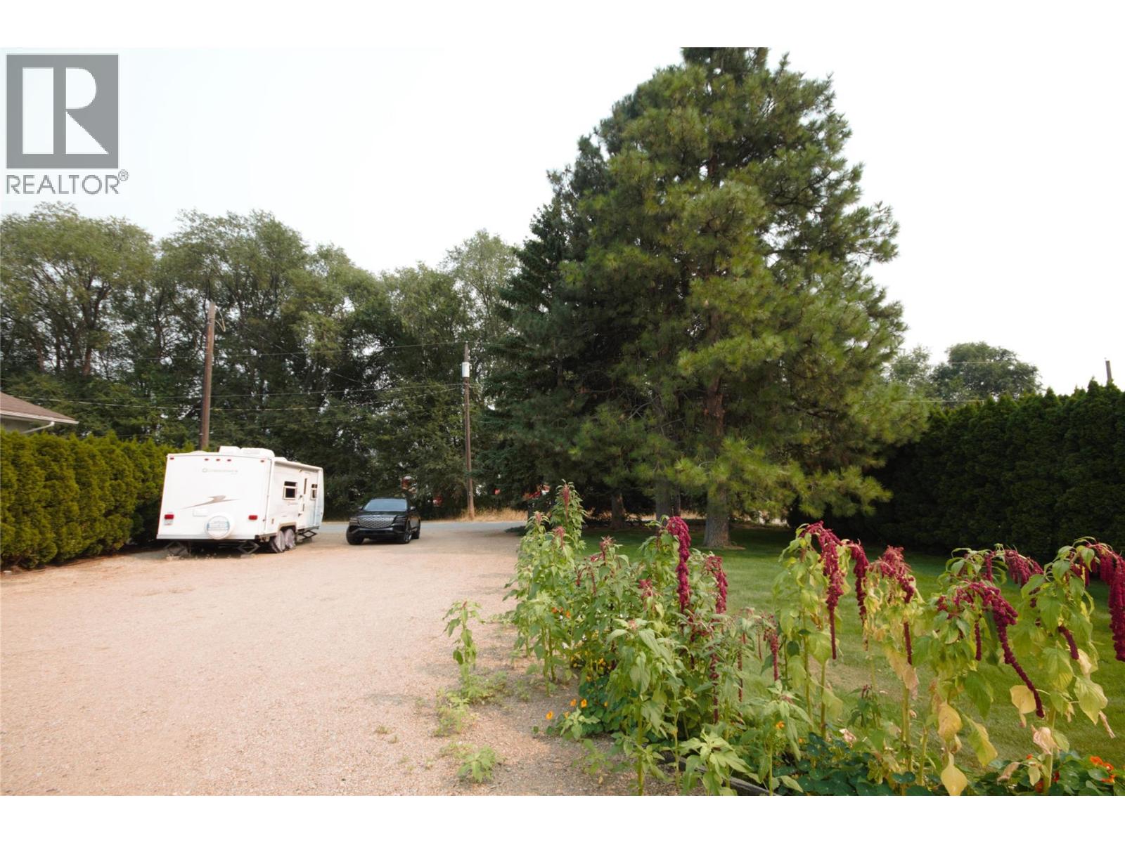 5226 HAYNES Road, Oliver