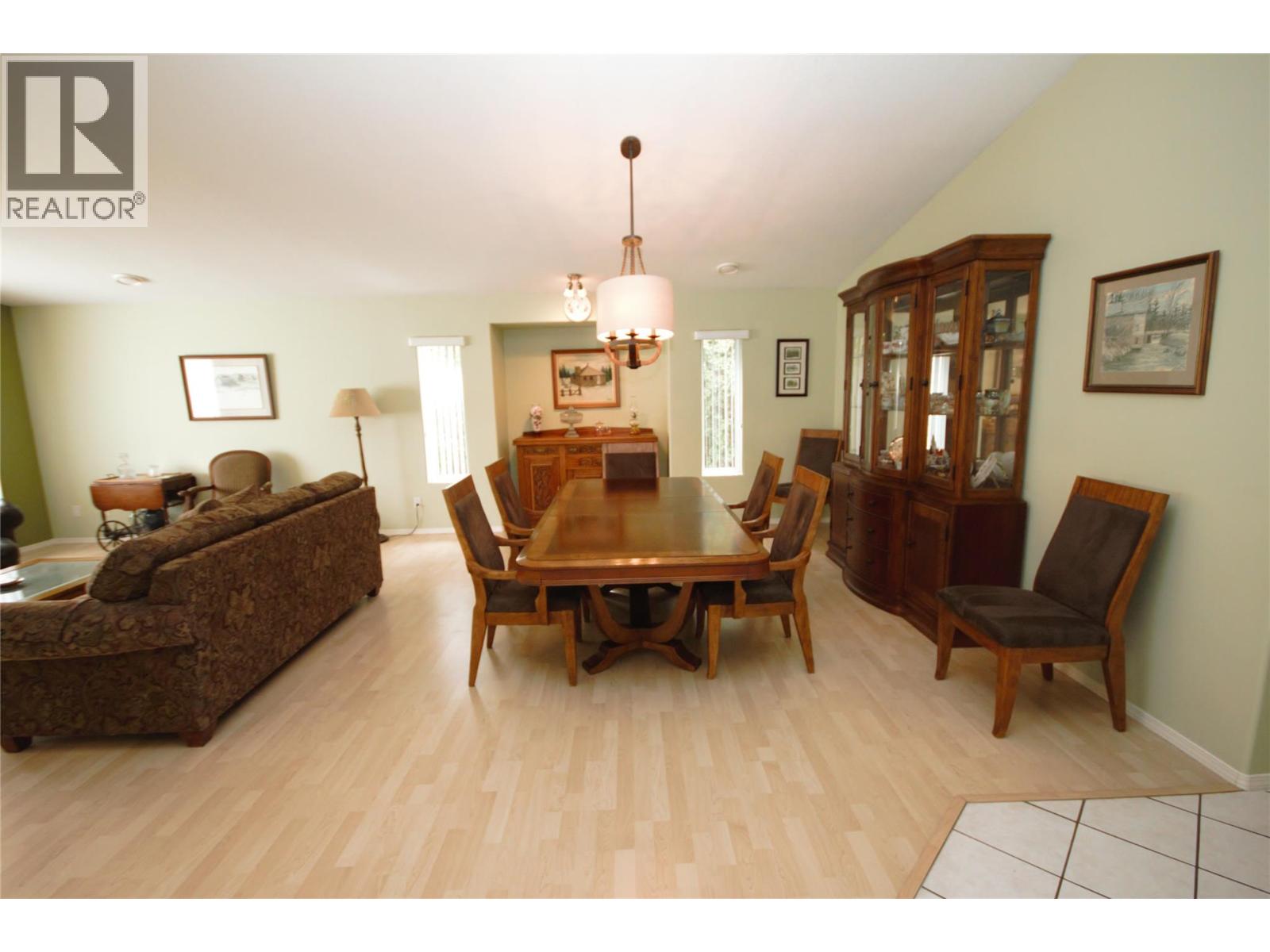 5226 HAYNES Road, Oliver