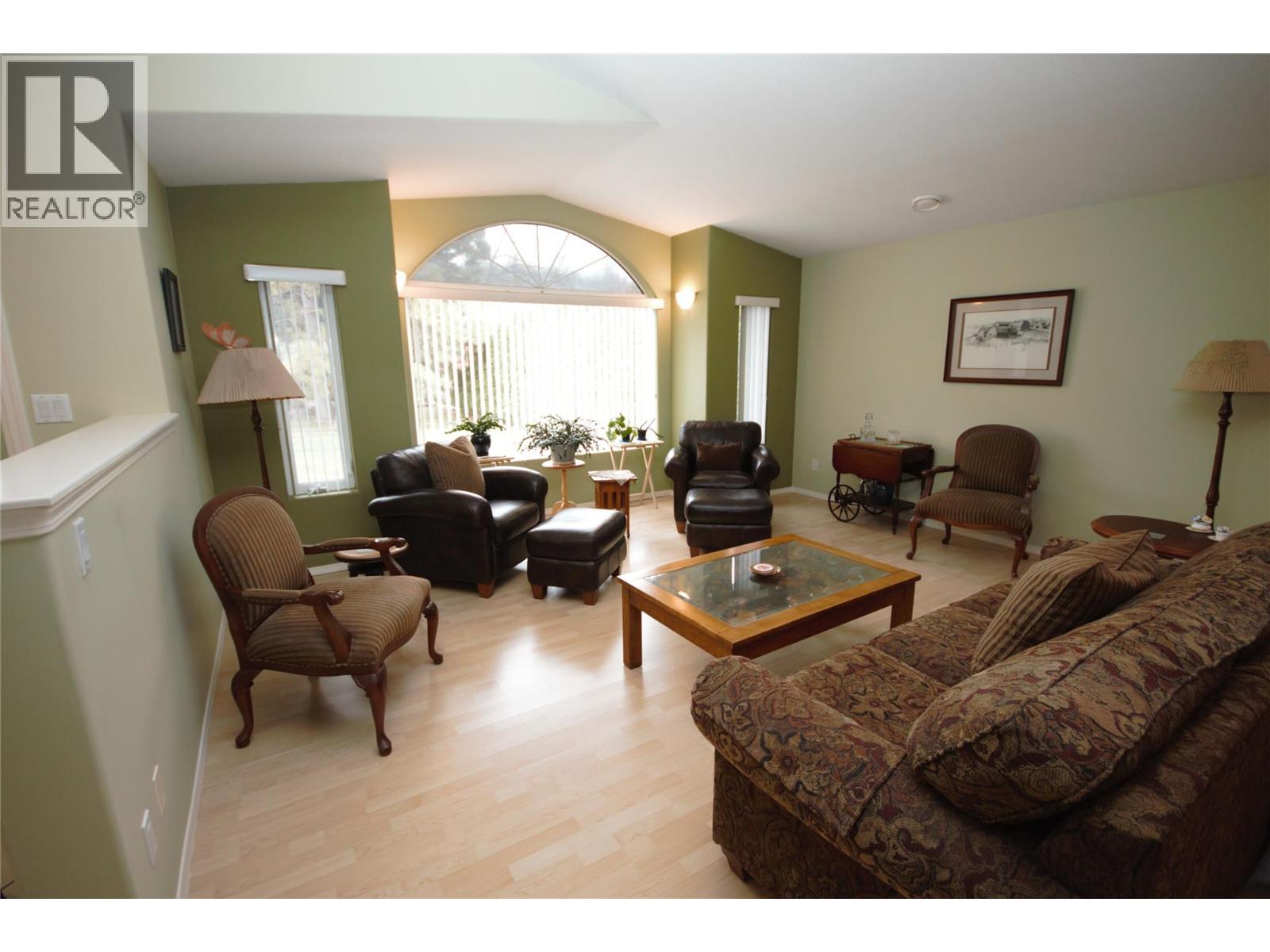 5226 HAYNES Road, Oliver