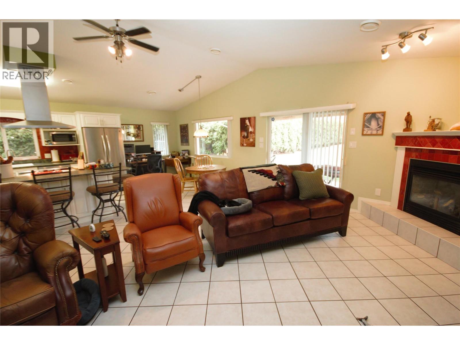 5226 HAYNES Road, Oliver