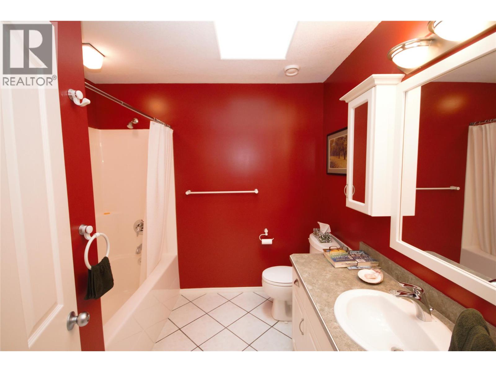 5226 HAYNES Road, Oliver