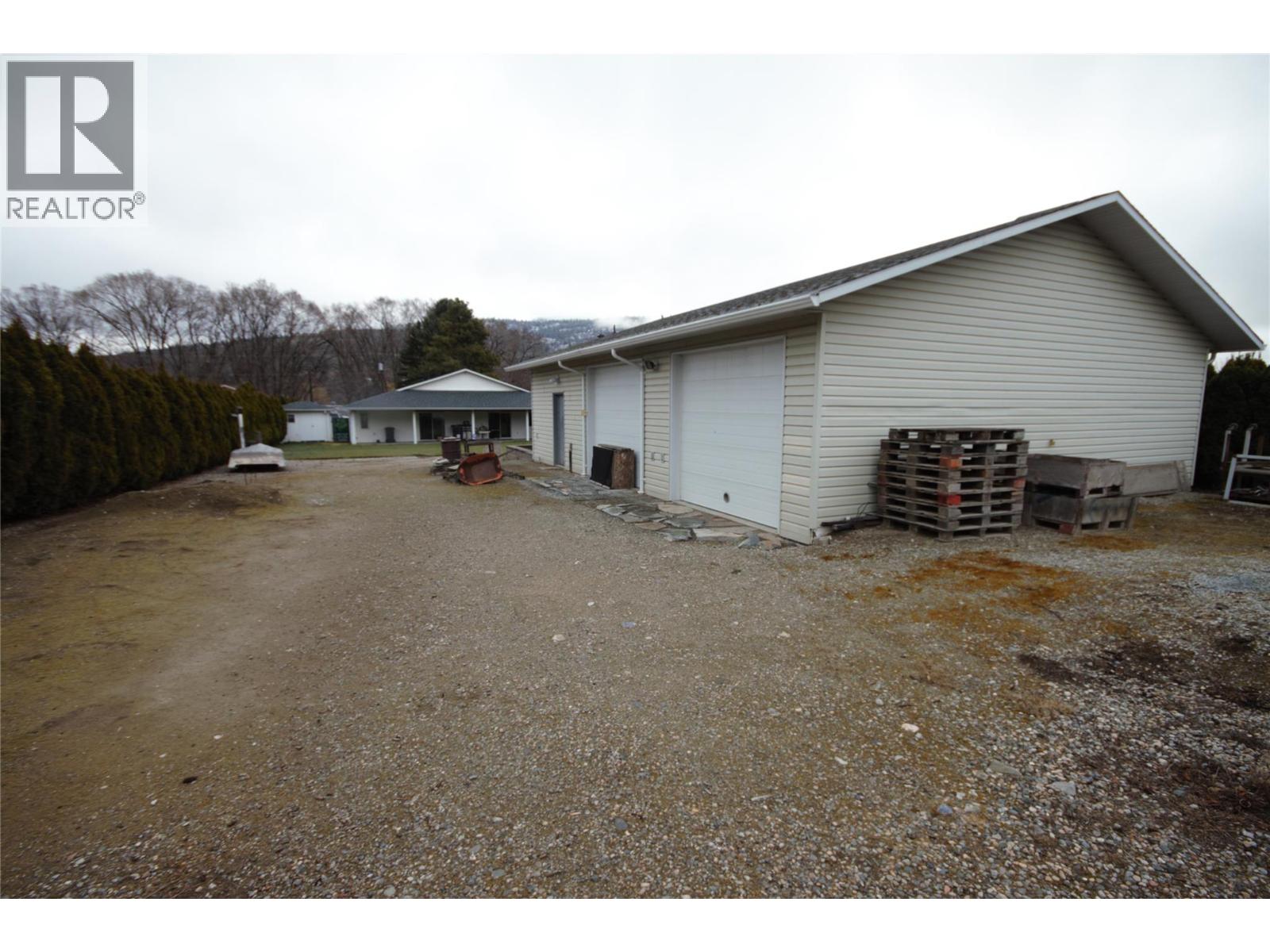 5226 HAYNES Road, Oliver