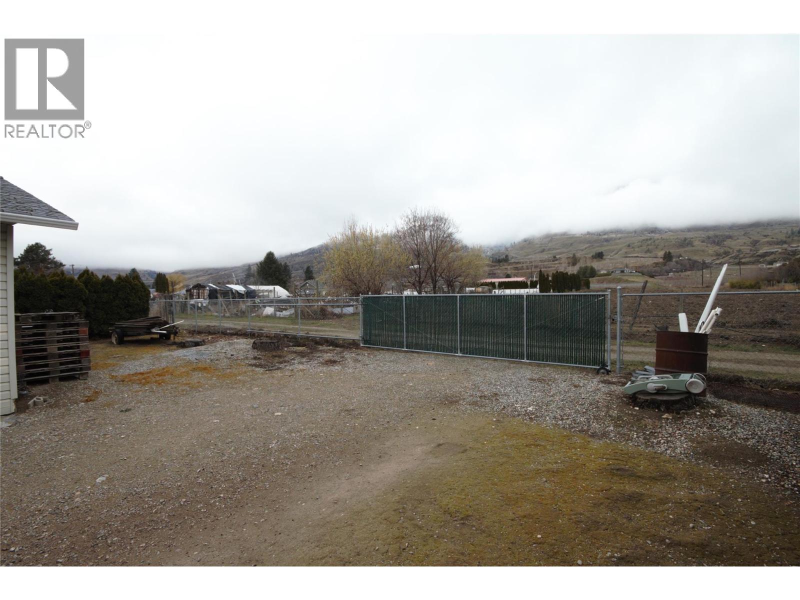 5226 HAYNES Road, Oliver