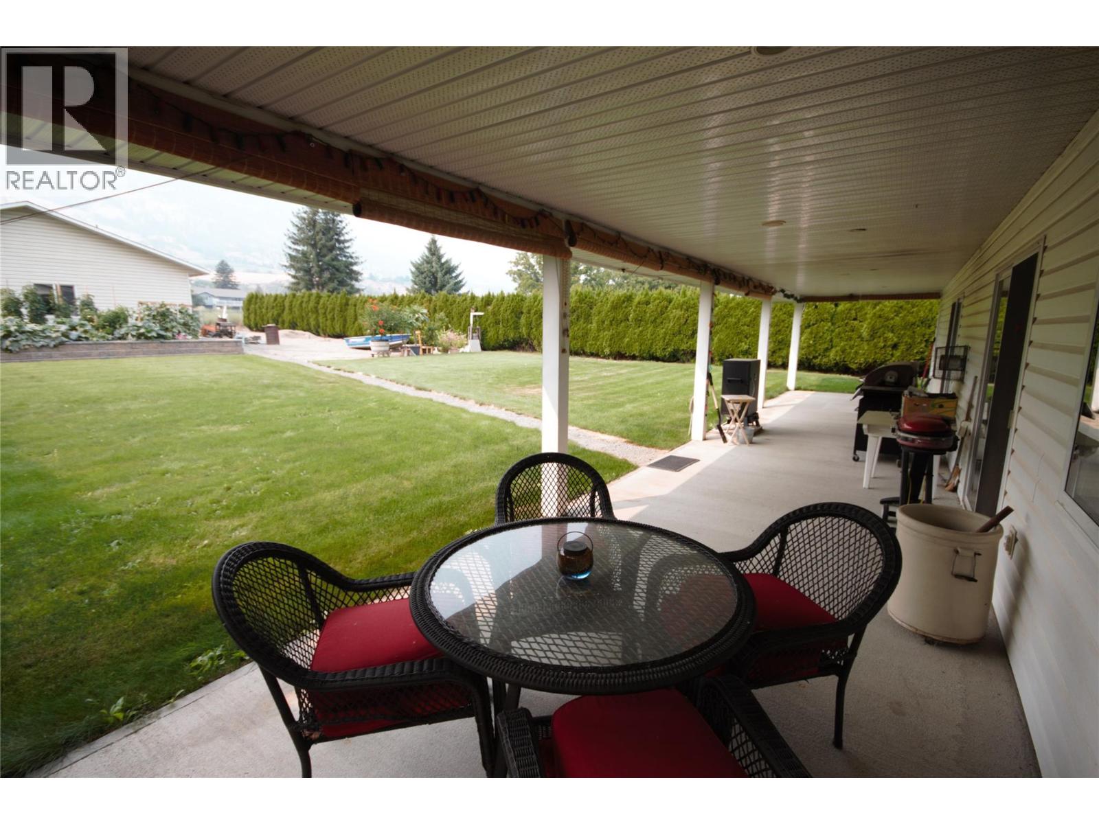 5226 HAYNES Road, Oliver