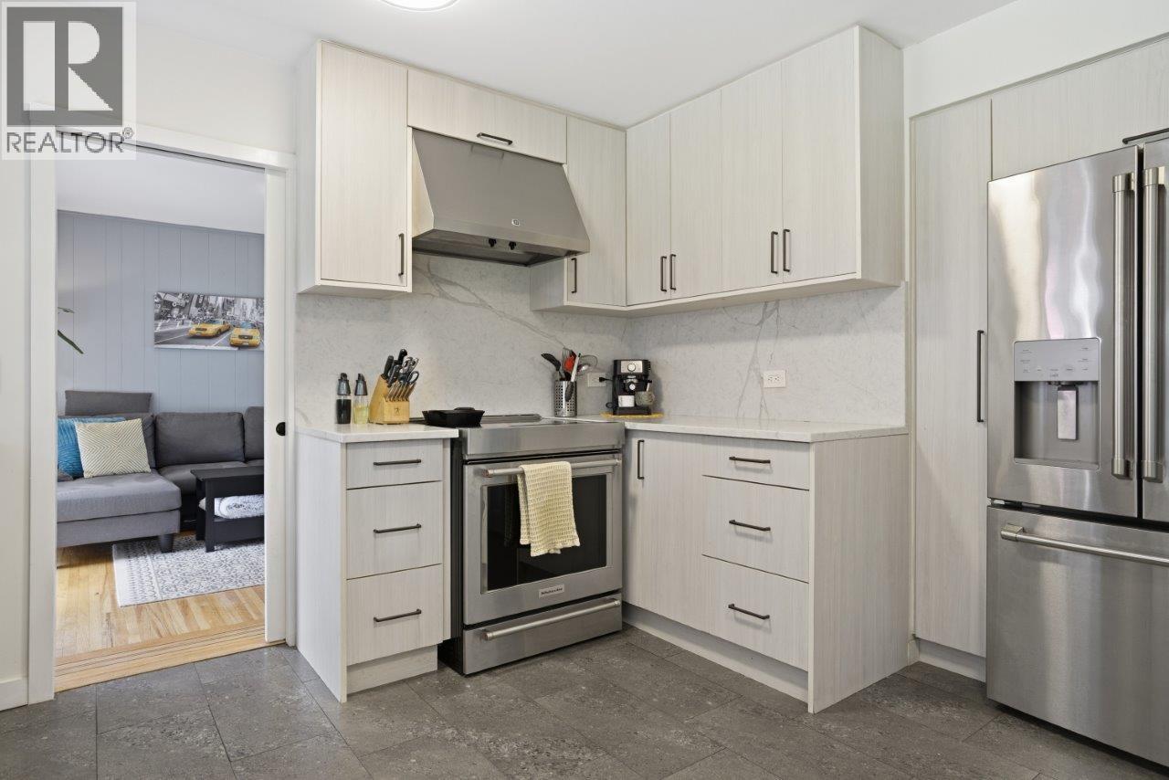 1856 WINDERMERE AVENUE, Port Coquitlam