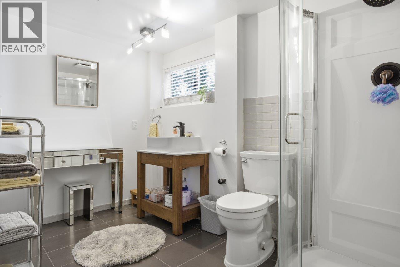 1856 WINDERMERE AVENUE