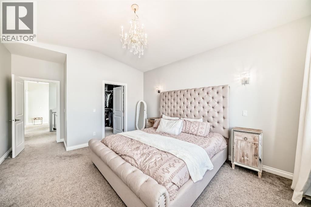 Single Family House for Sale in   Street NW Bowness Calgary 