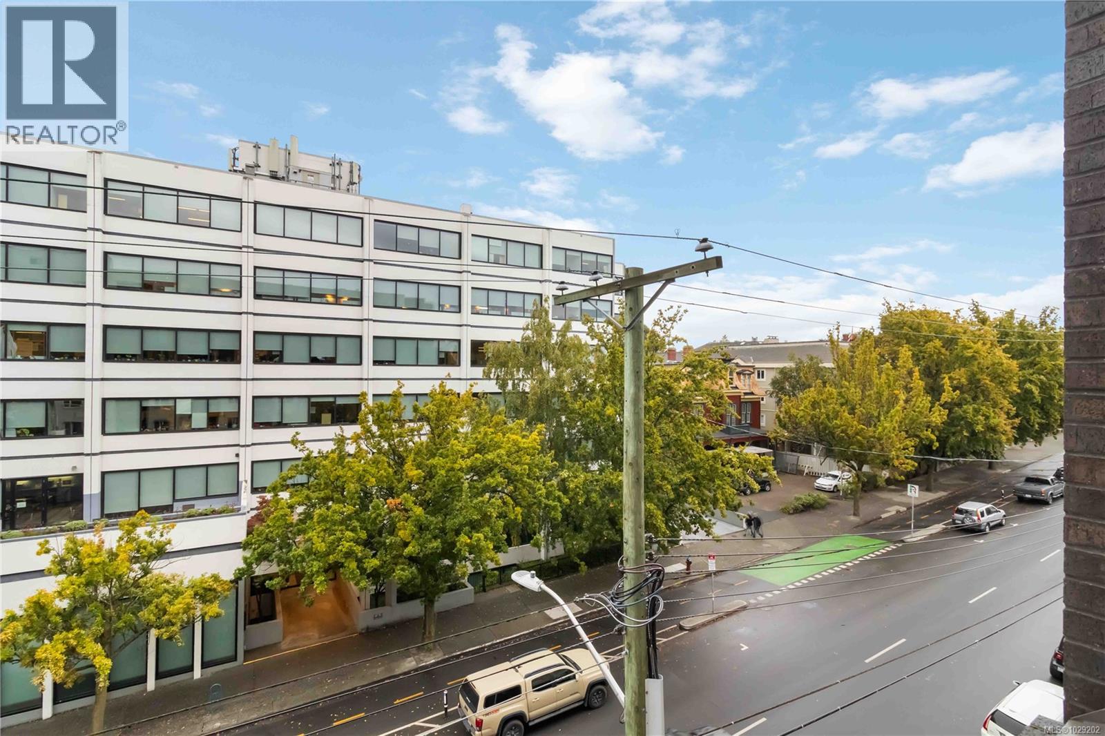 409 1033 Cook St, Victoria