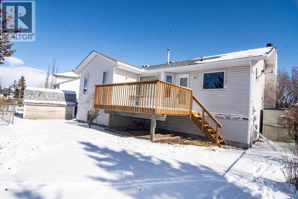 18 West Murphy Place, Cochrane