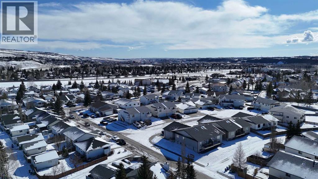 18 West Murphy Place, Cochrane