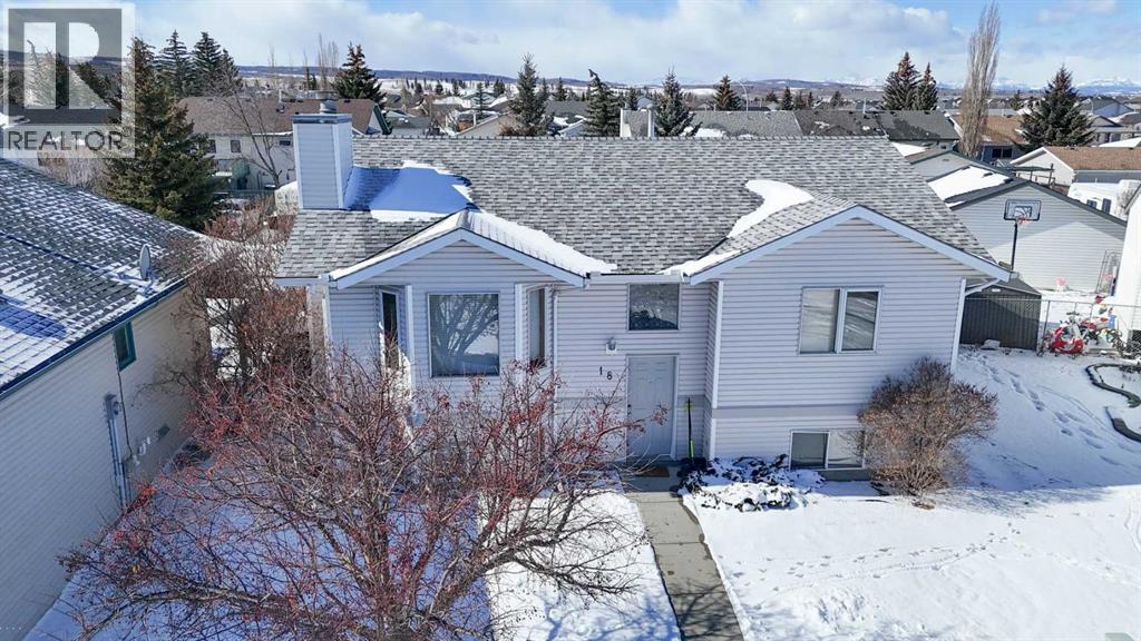 18 West Murphy Place, Cochrane